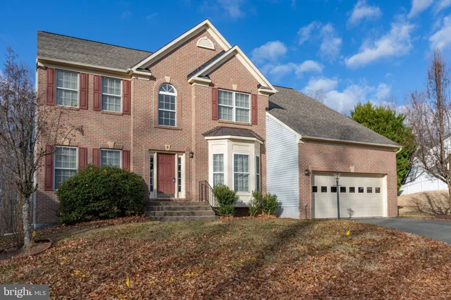 $589,000 | 2 Basalt Drive, Fredericksburg, VA 22406