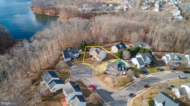 $589,000 | 2 Basalt Drive, Fredericksburg, VA 22406