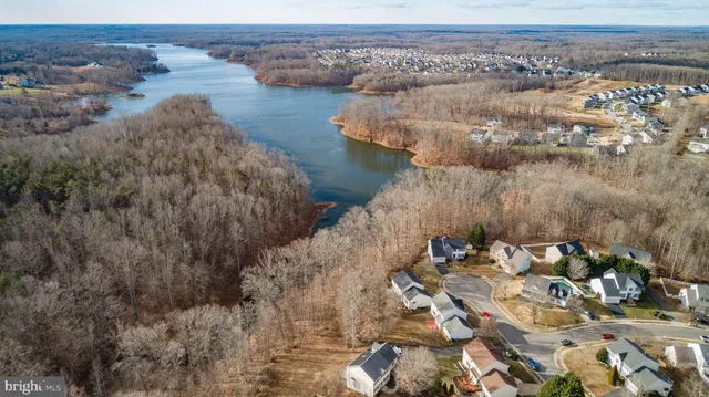 $589,000 | 2 Basalt Drive, Fredericksburg, VA 22406