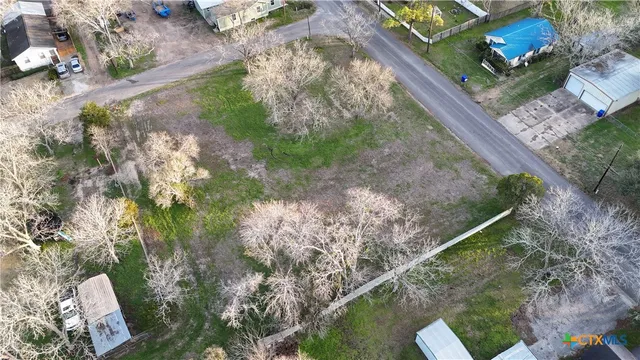 $99,900 | 209 Maple Street, Yoakum, TX 77995