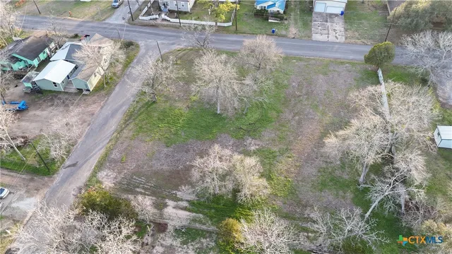 $99,900 | 209 Maple Street, Yoakum, TX 77995