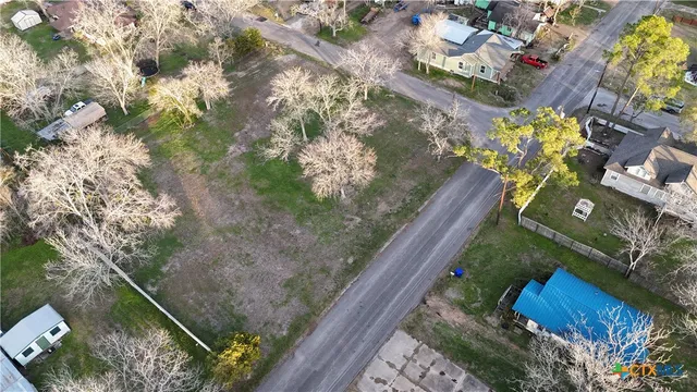 $99,900 | 209 Maple Street, Yoakum, TX 77995