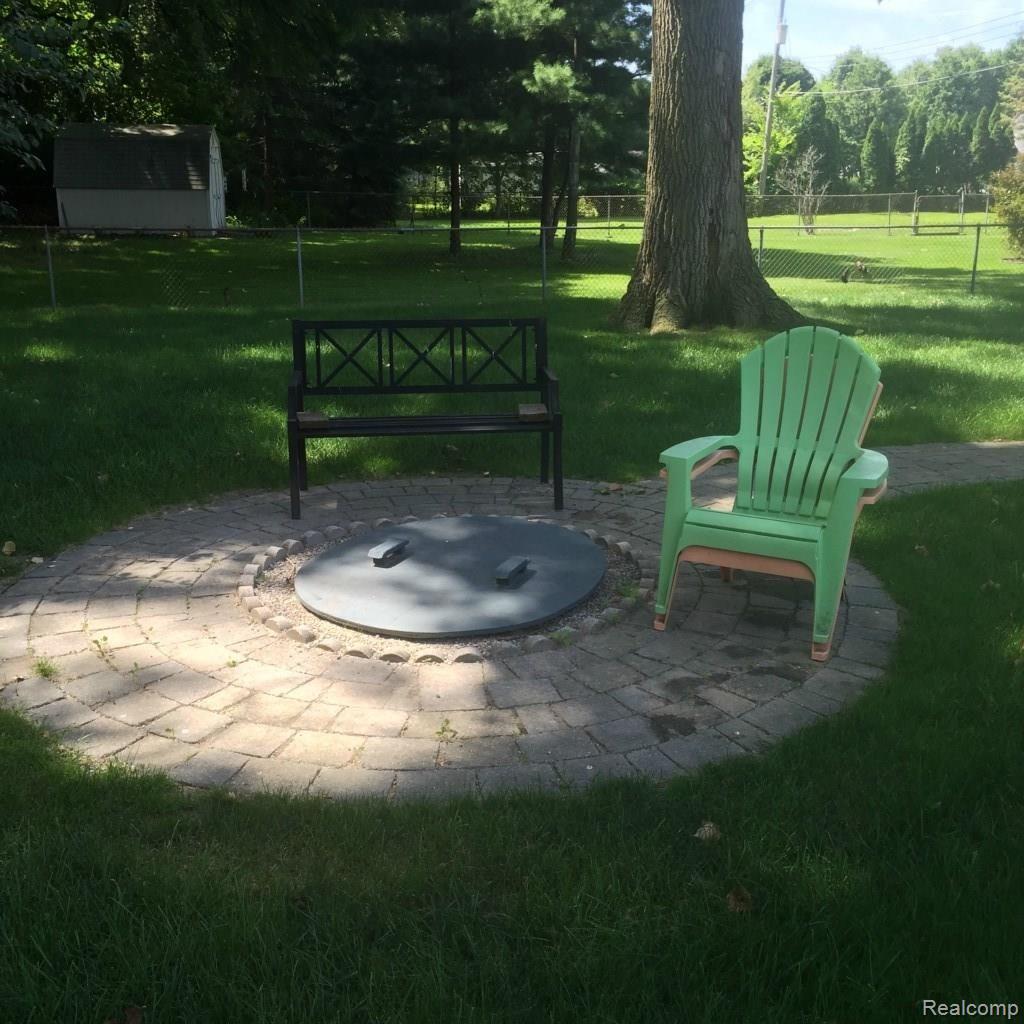 15134 Merriman Road Livonia, MI 48154 - Photo 30 of 34 FIREPIT
