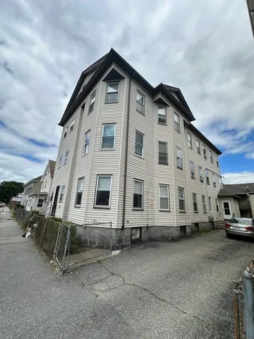 $1,249,995 | 10 Ellsworth Street, Worcester, MA 01610