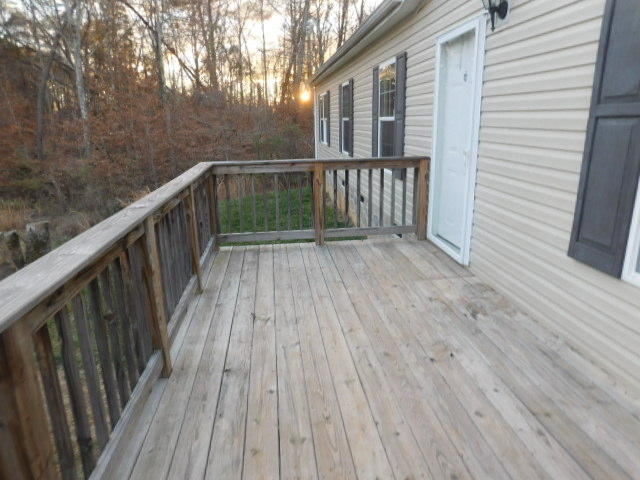 117 Agape Lane Heiskell, TN 37754 - Photo 5 of 19 5 FRONT PORCH