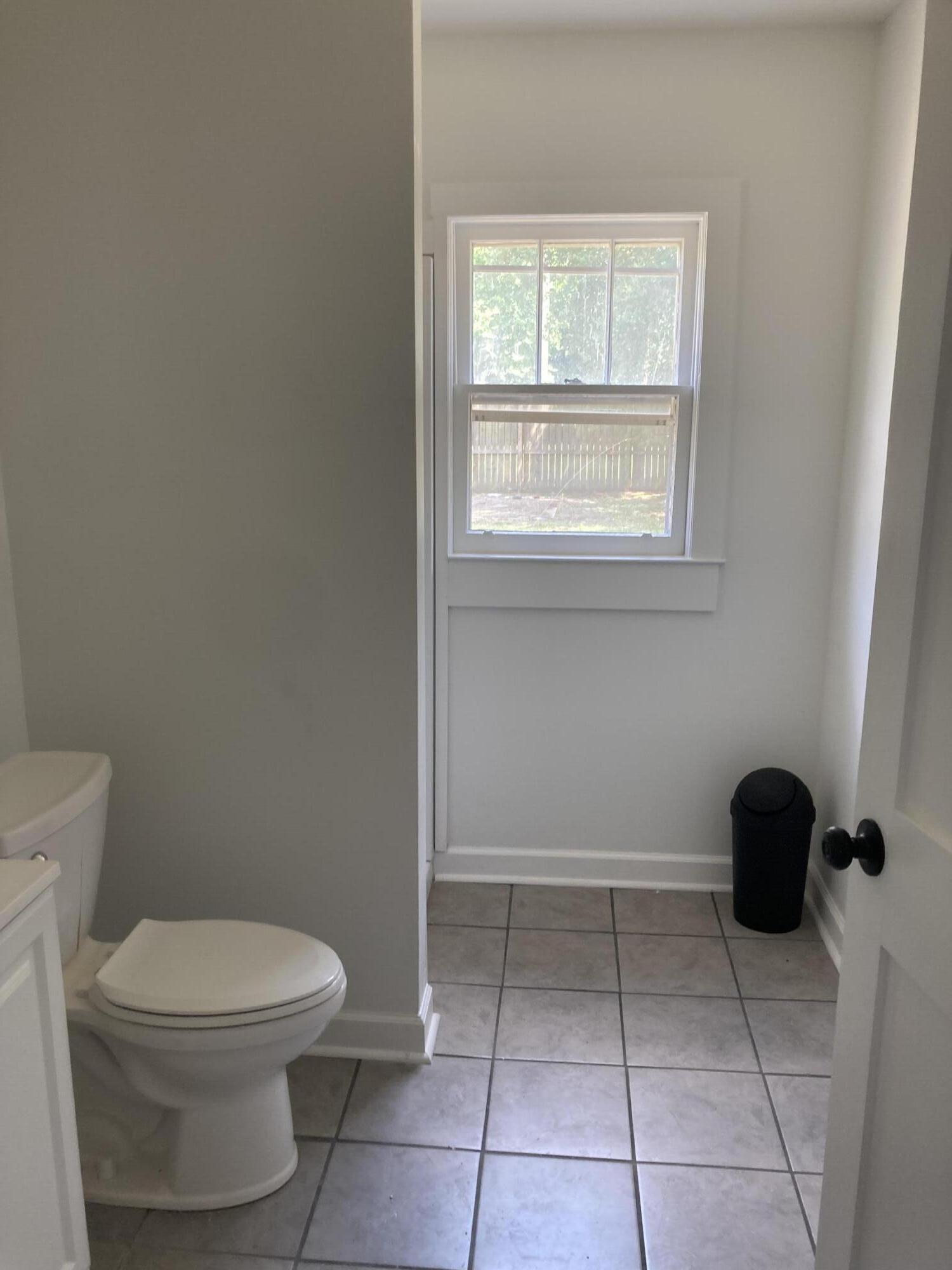 110 Groves Street Walterboro, SC 29488 - Photo 10 of 25 Grove Street Bath 2