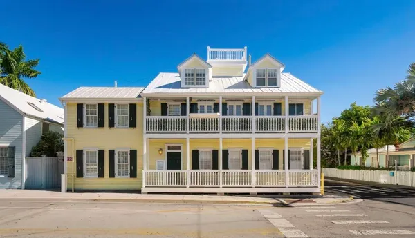 $859,000 | 927 Thomas Street, Unit 4, Key West, FL 33040