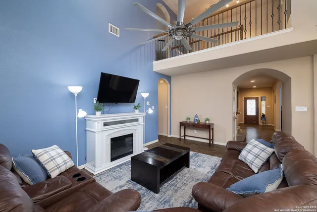 $414,000 | 520 Brook Shadow, Cibolo, TX 78108