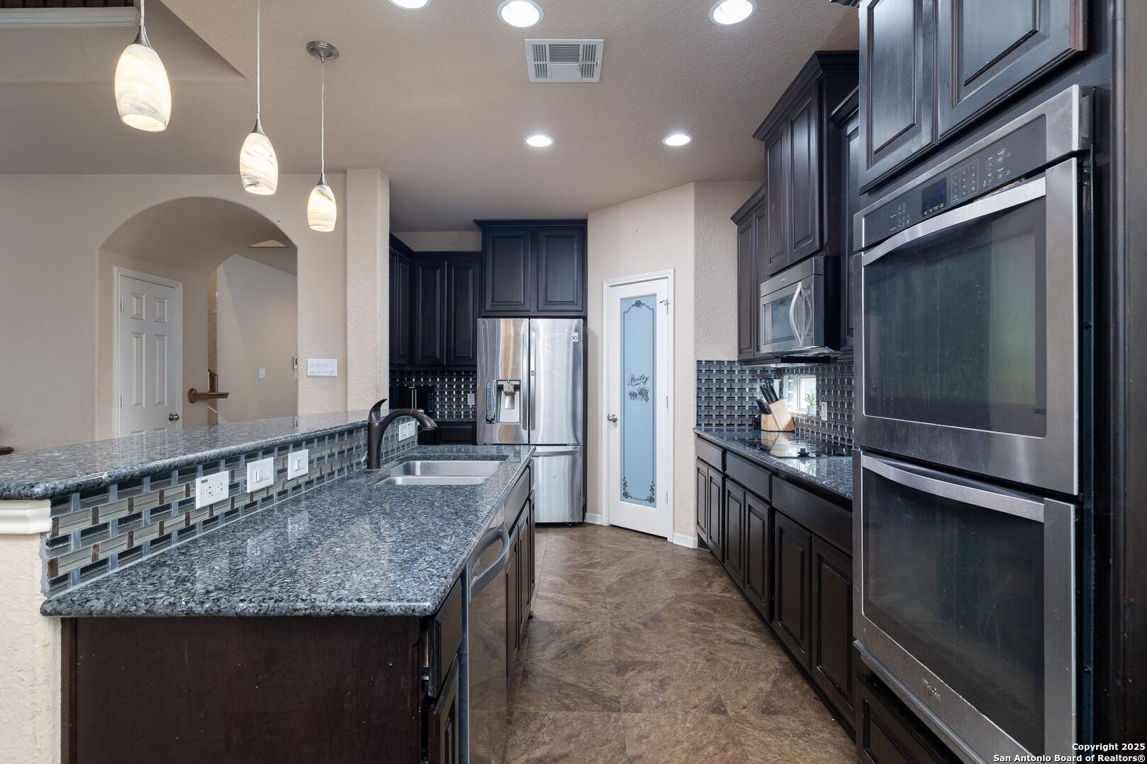 520 Brook Shadow Cibolo, TX 78108 - Photo 13 of 32