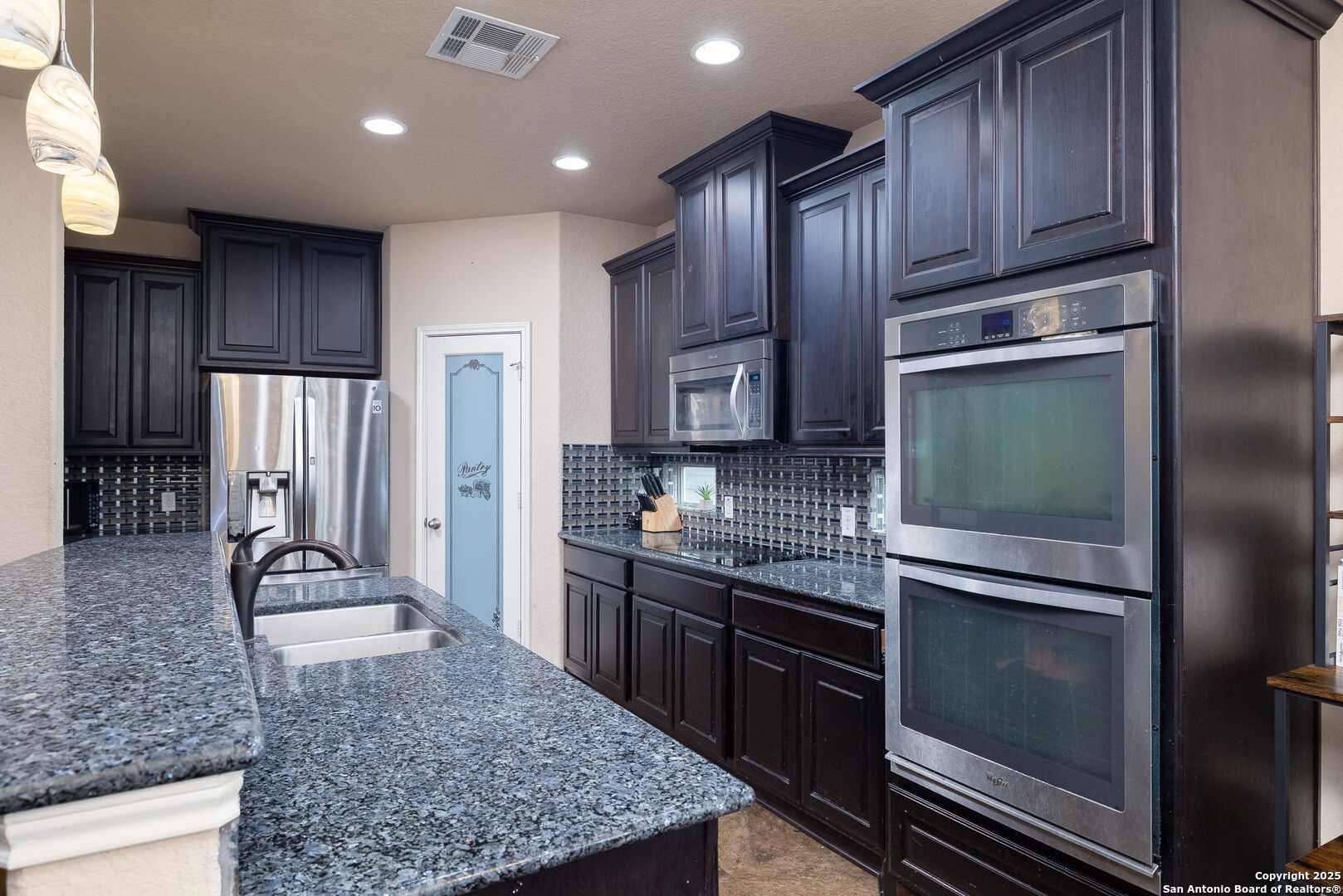 520 Brook Shadow Cibolo, TX 78108 - Photo 14 of 32