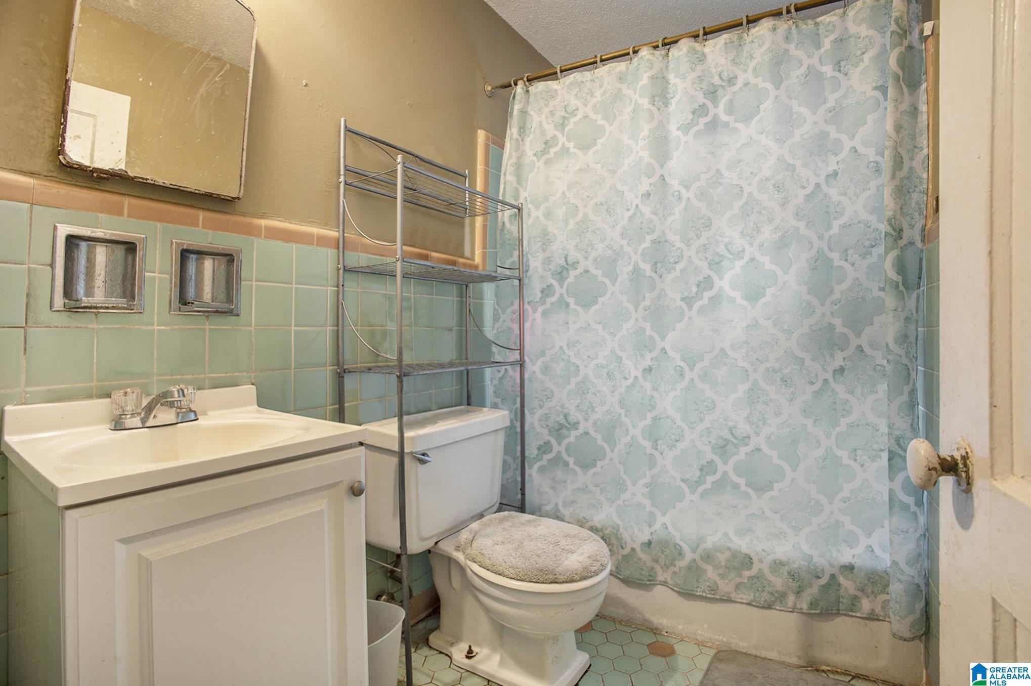 7825 Rugby Court Birmingham, AL 35206 - Photo 8 of 9