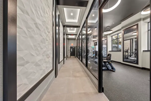$3,800 | 121 34th Street, Unit 405, Union City, NJ 07087