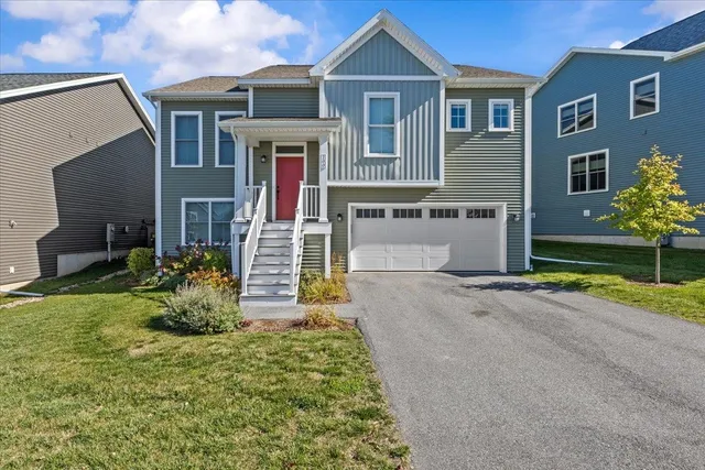 $689,000 | 200 Two Brothers Drive, South Burlington, VT 05403