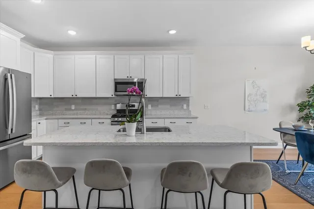 $689,000 | 200 Two Brothers Drive, South Burlington, VT 05403