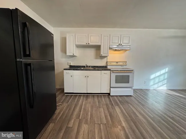 $900 | 222 Long Lane, Unit 2F, Upper Darby, PA 19082