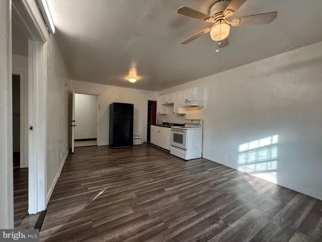 $900 | 222 Long Lane, Unit 2F, Upper Darby, PA 19082