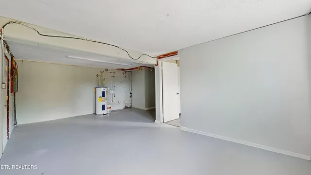 $369,000 | 2426 Highway 25W, Strawberry Plains, TN 37871