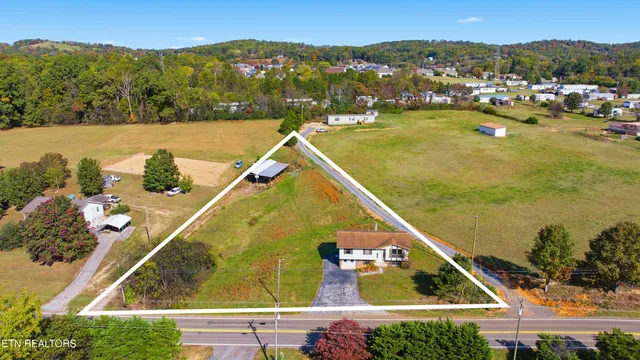 $369,000 | 2426 Highway 25W, Strawberry Plains, TN 37871