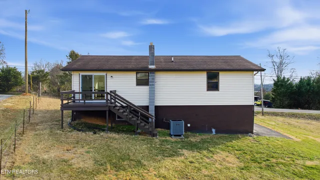 $349,000 | 2426 Highway 25W, Strawberry Plains, TN 37871