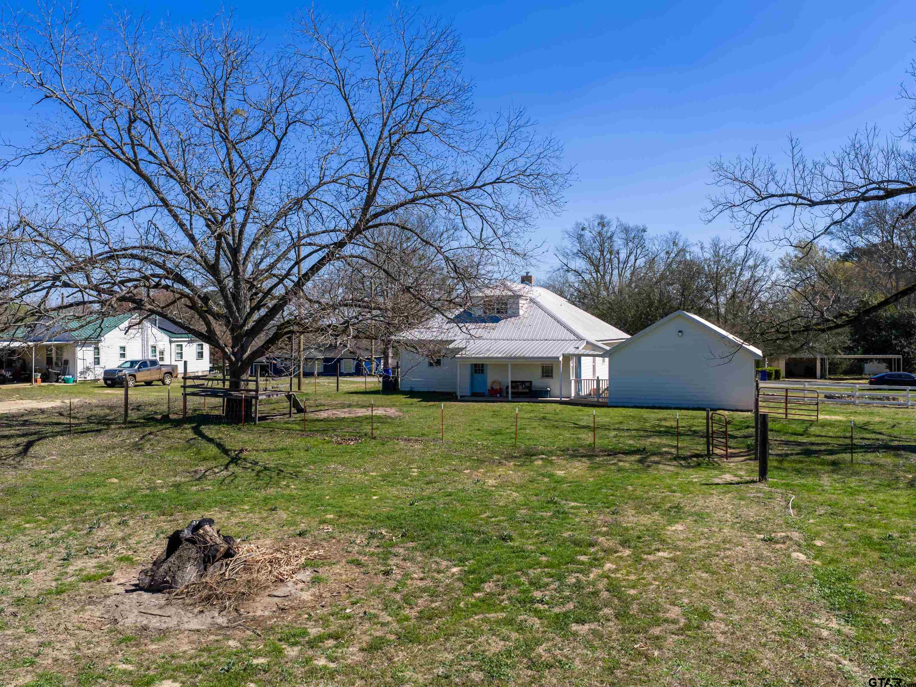 117 Starnes Street Winona, TX 75792 - Photo 28 of 35