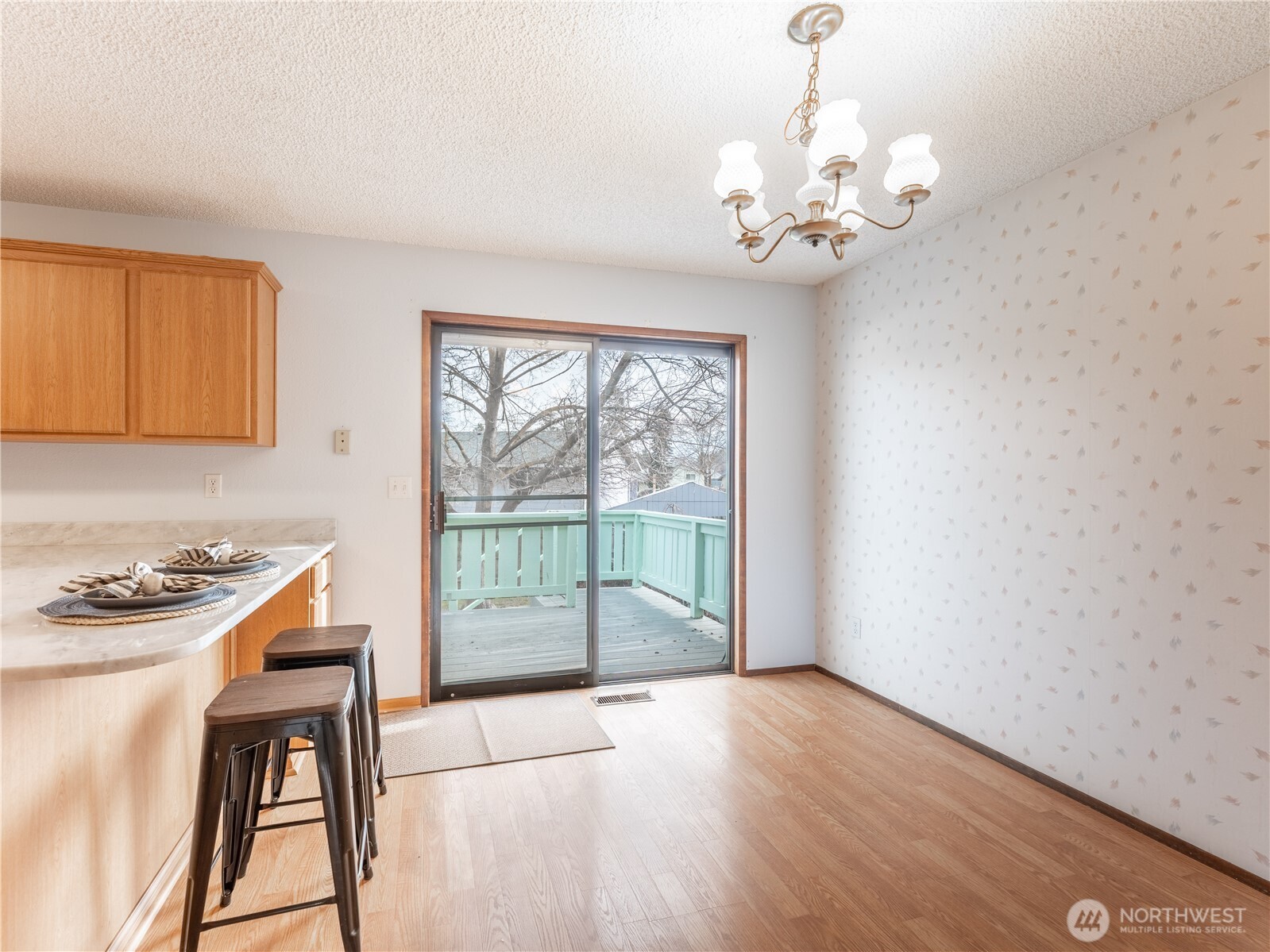 1317 Wedgewood Avenue Wenatchee, WA 98801 - Photo 13 of 39 a very nice looking dining room with a window
