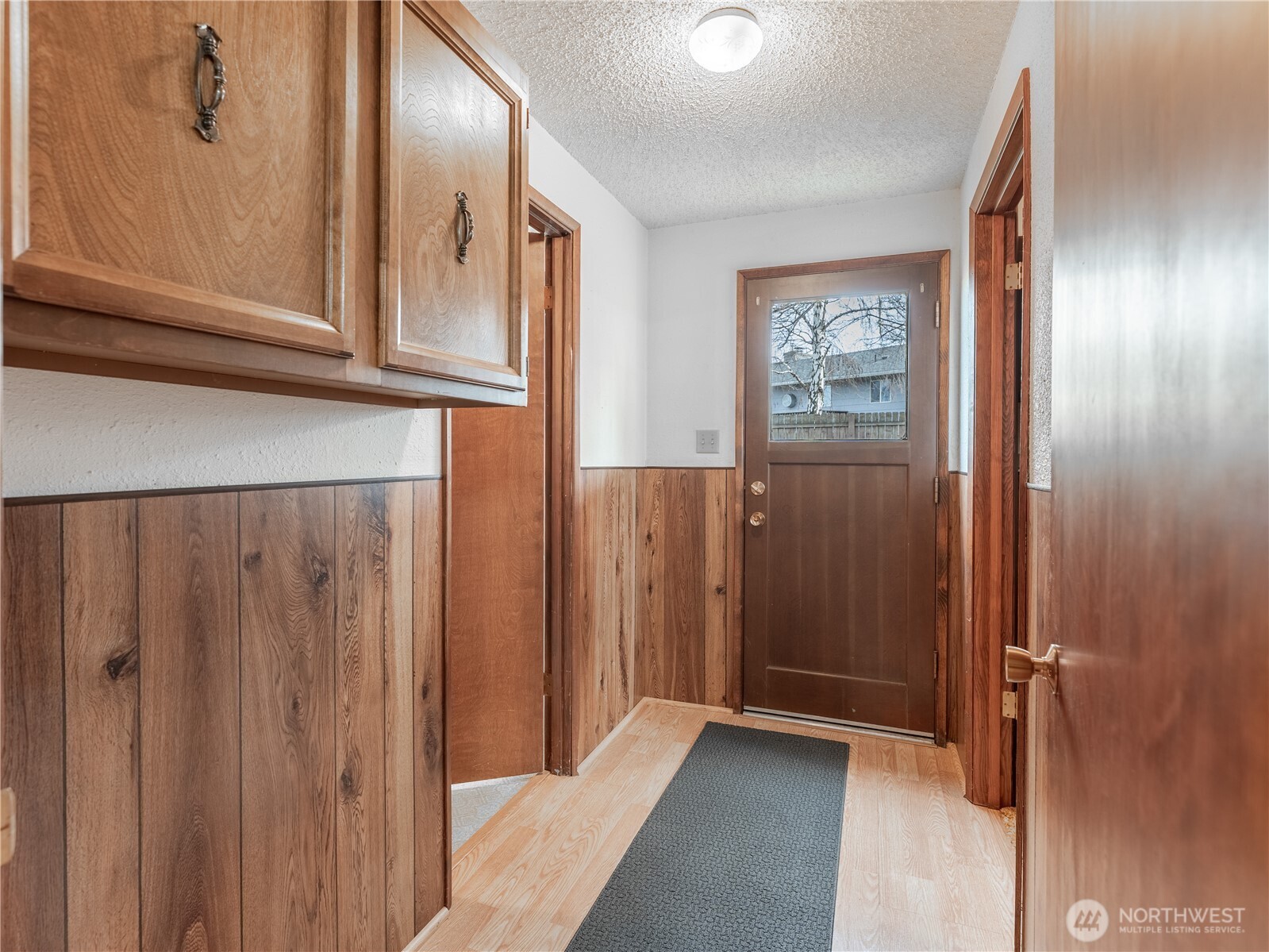 1317 Wedgewood Avenue Wenatchee, WA 98801 - Photo 26 of 39 a view of an entryway with wooden floor