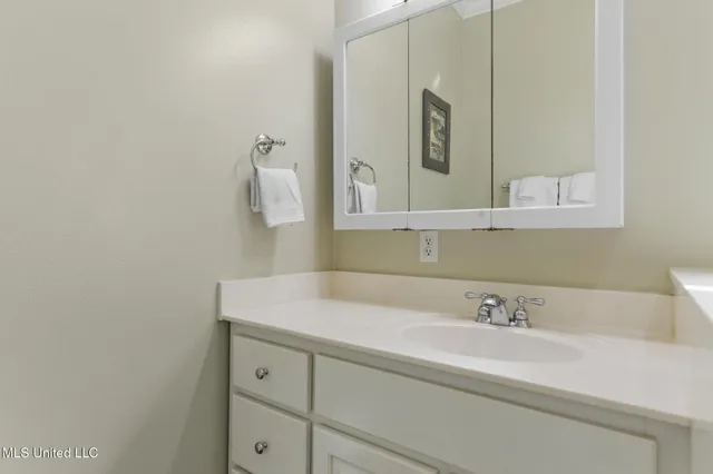 $1,350,000 | 103 Harlan Davis Road, Lumberton, MS 39455