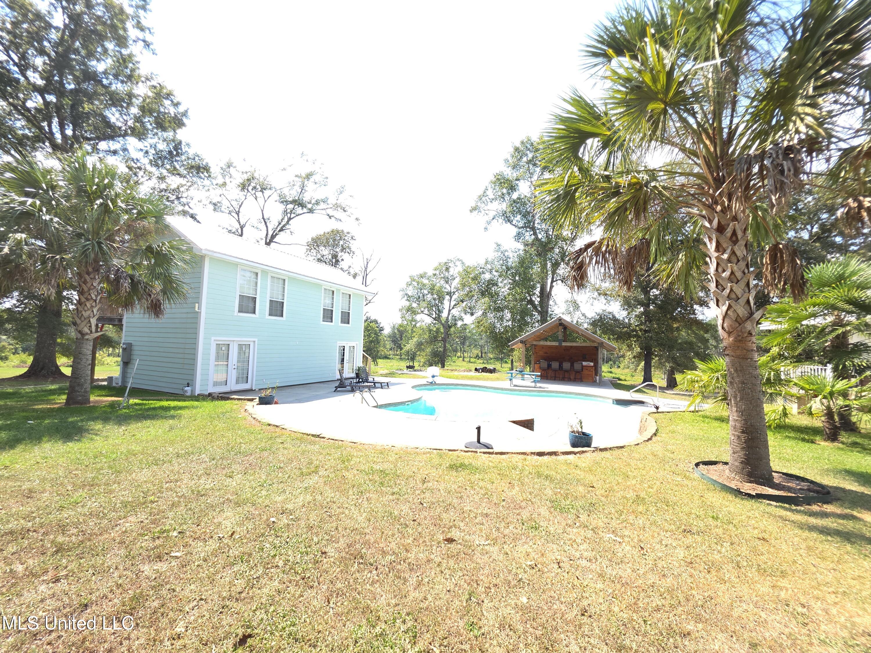 103 Harlan Davis Road Lumberton, MS 39455 - Photo 16 of 23 20250919_141525