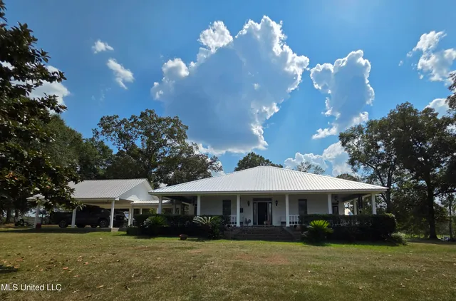 $1,350,000 | 103 Harlan Davis Road, Lumberton, MS 39455