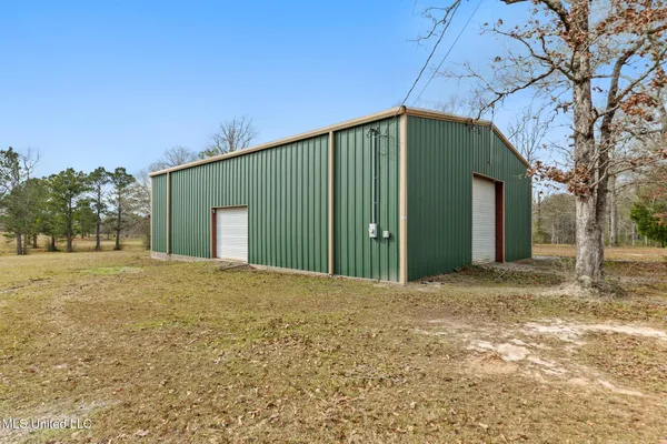 $1,350,000 | 103 Harlan Davis Road, Lumberton, MS 39455