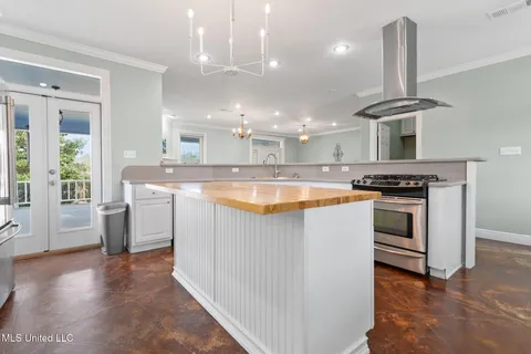 $1,350,000 | 103 Harlan Davis Road, Lumberton, MS 39455