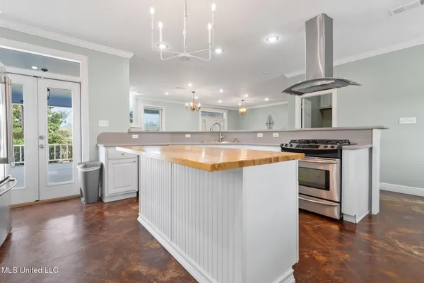 $1,350,000 | 103 Harlan Davis Road, Lumberton, MS 39455