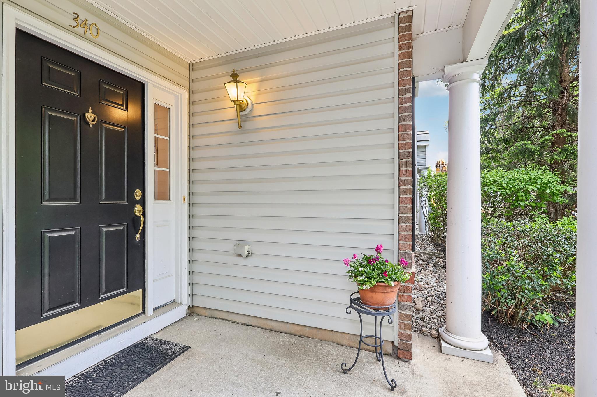 340 Lisa Way Riverton, NJ 08077 - Photo 6 of 44