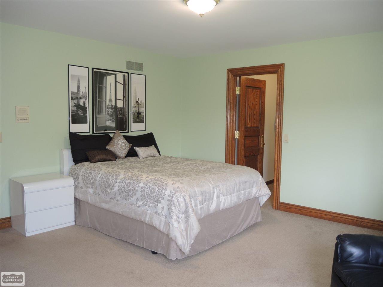5405 Abbey Road Rochester, MI 48306 - Photo 51 of 96