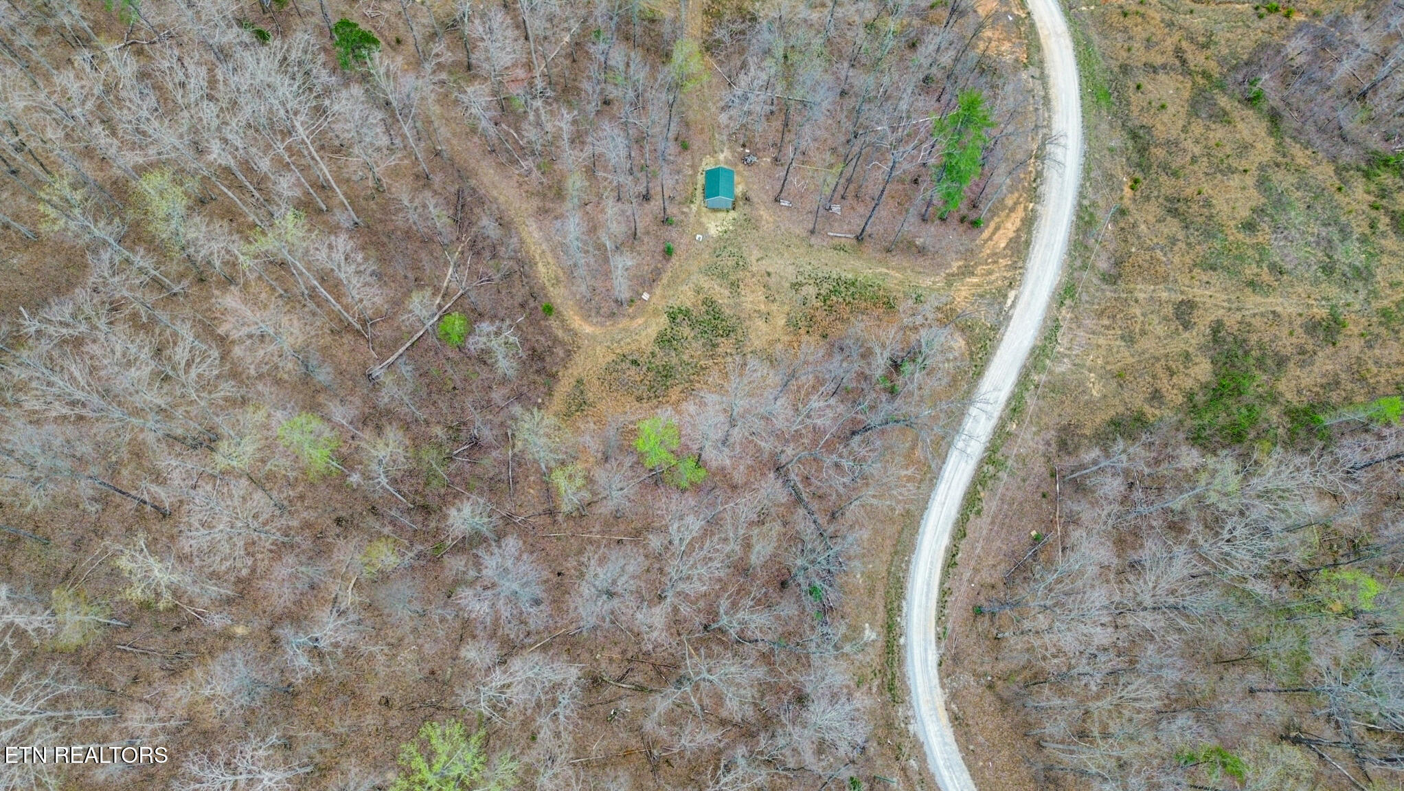Tomahawk Road Jamestown, TN 38556 - Photo 6 of 15 dji_0360-dji_0362