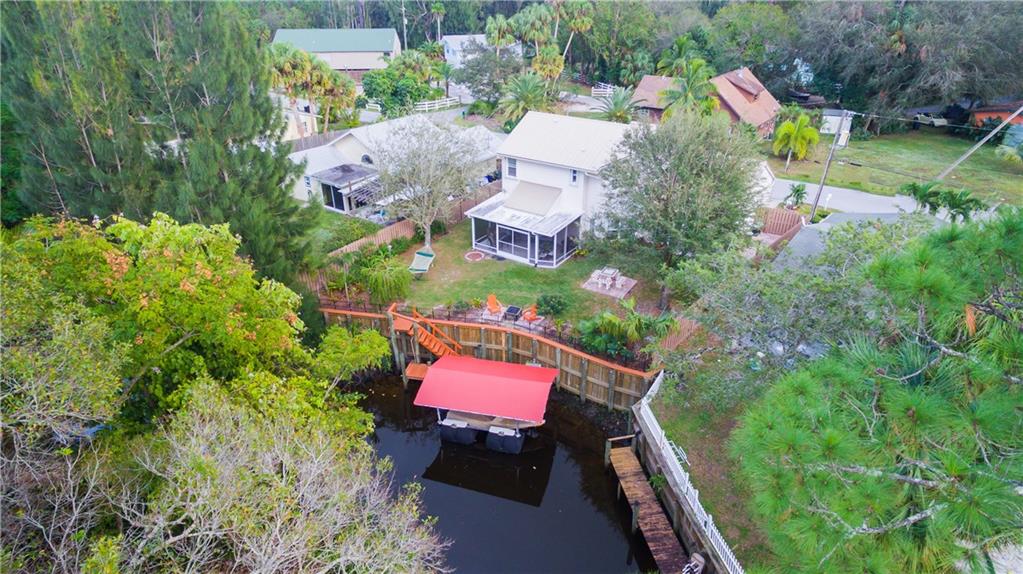 485 Southwest Rustic Circle Stuart, FL 34997 - Photo 7 of 22 Gallery Image 7