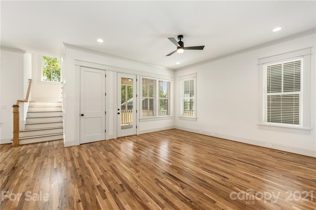 3811 Plainview Road Charlotte, NC 28208 - Photo 2 of 27 Gallery Image 2