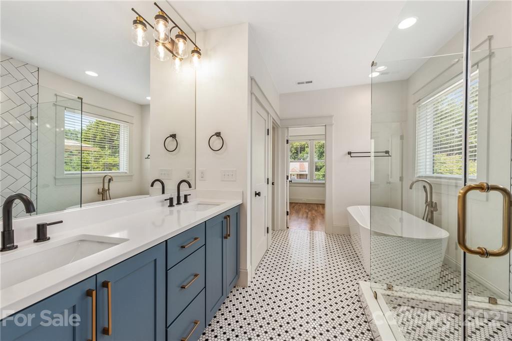 3811 Plainview Road Charlotte, NC 28208 - Photo 15 of 27 Gallery Image 15