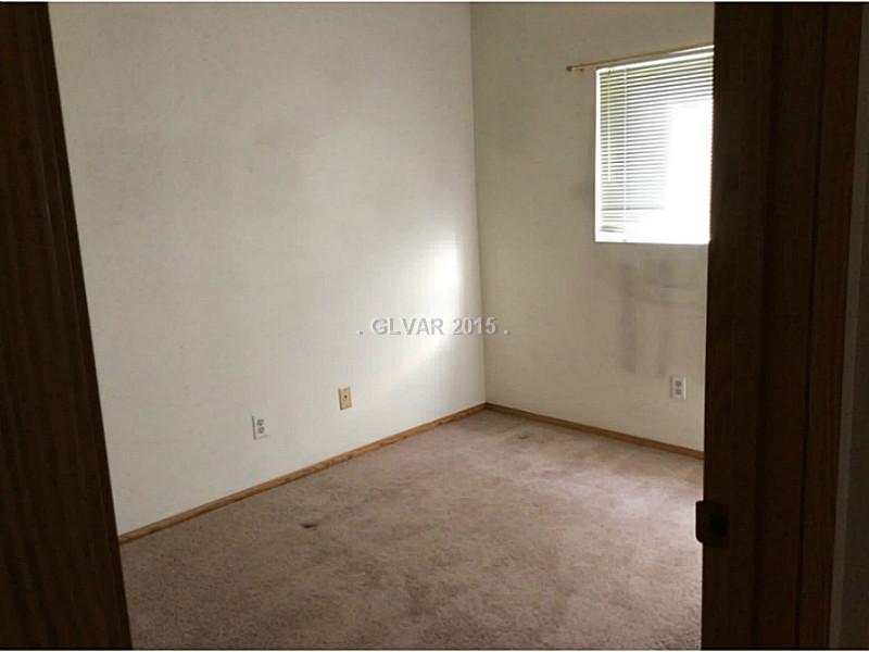 1647 Discus Drive Las Vegas, NV 89108 - Photo 5 of 10 Property Photo.