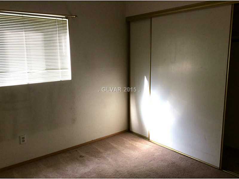 1647 Discus Drive Las Vegas, NV 89108 - Photo 6 of 10 Property Photo.
