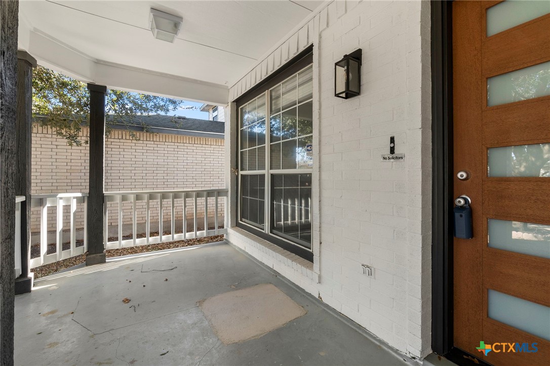 1751 Joy Spring New Braunfels, TX 78130 - Photo 4 of 35