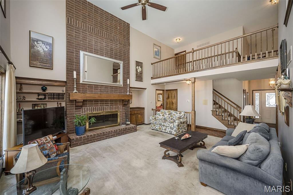 606 Aspen Ridge Court Chesterfield, MO 63017 - Photo 11 of 49