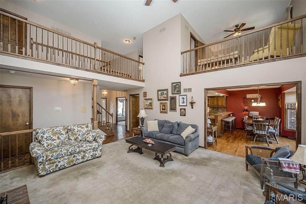 606 Aspen Ridge Court Chesterfield, MO 63017 - Photo 13 of 49