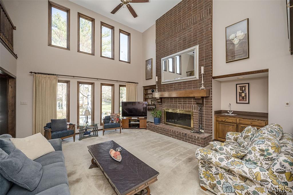 606 Aspen Ridge Court Chesterfield, MO 63017 - Photo 9 of 49