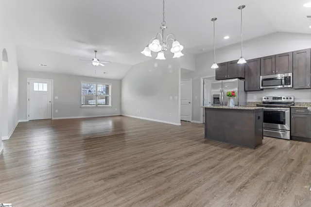 $330,000 | 101 Stockton Lane, Moore, SC 29369