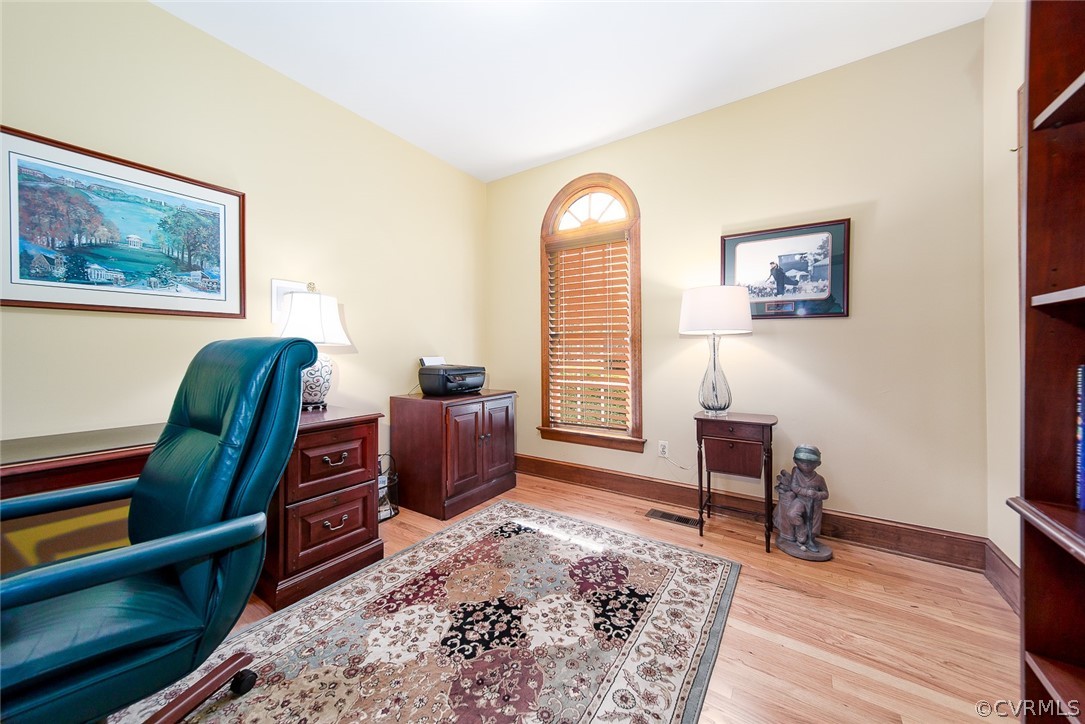 201 Rivers Bend Circle Chester, VA 23836 - Photo 25 of 50