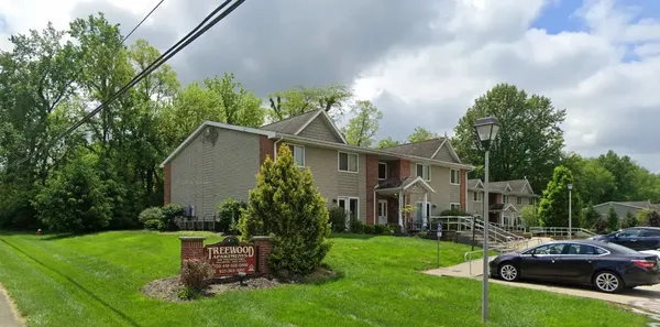 $645 | 808 Treewood Drive, Hillsboro, OH 45133