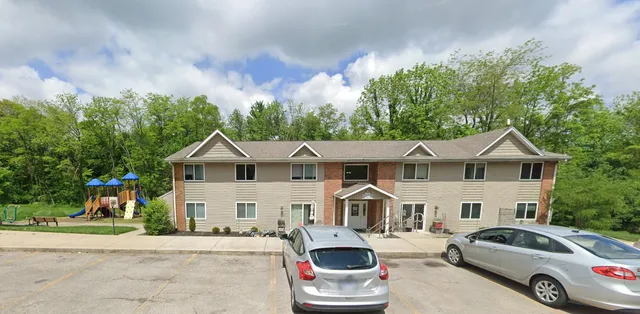 $610 | 808 Treewood Drive, Hillsboro, OH 45133