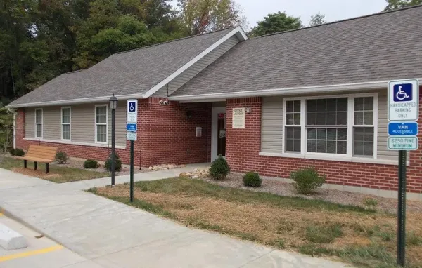 $645 | 808 Treewood Drive, Hillsboro, OH 45133