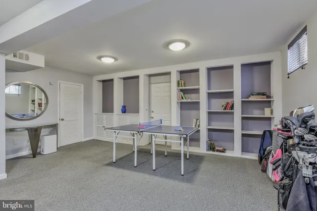 a view of a storage & utility room